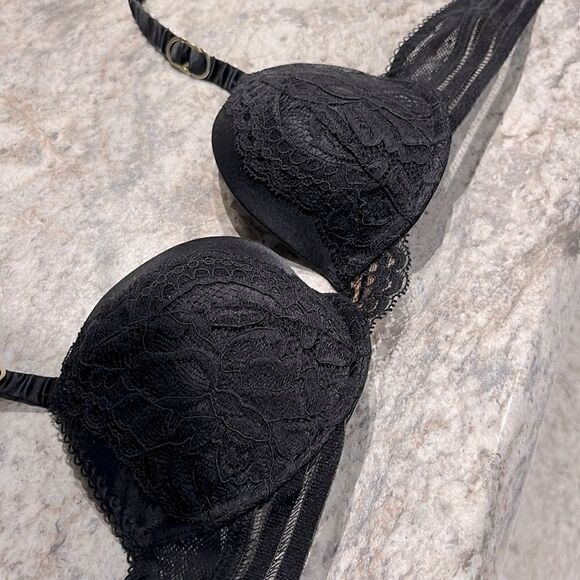 STELLA MCCARTNEY black lace and satiny bra - Picture 3 of 7